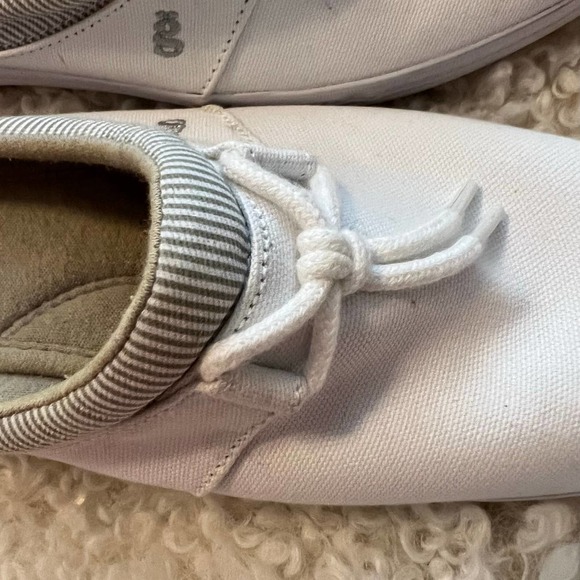 White Canvas Memory Foam Grasshoppers With Cream and White Pinstripes Size 7W - Picture 8 of 10